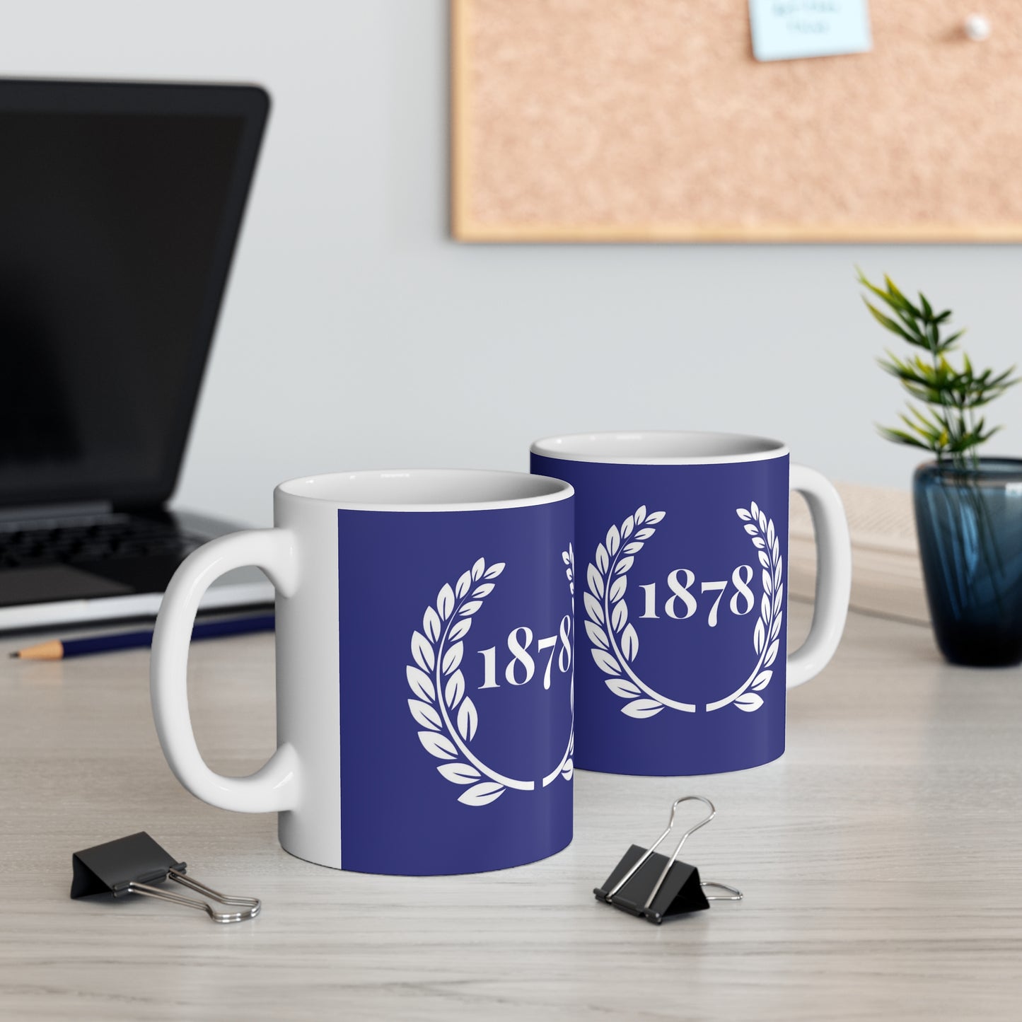1878 Wreath Blue and White Mug